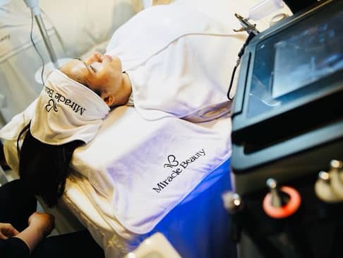 Slider image (2) Miracle Beauty Skin Clinic